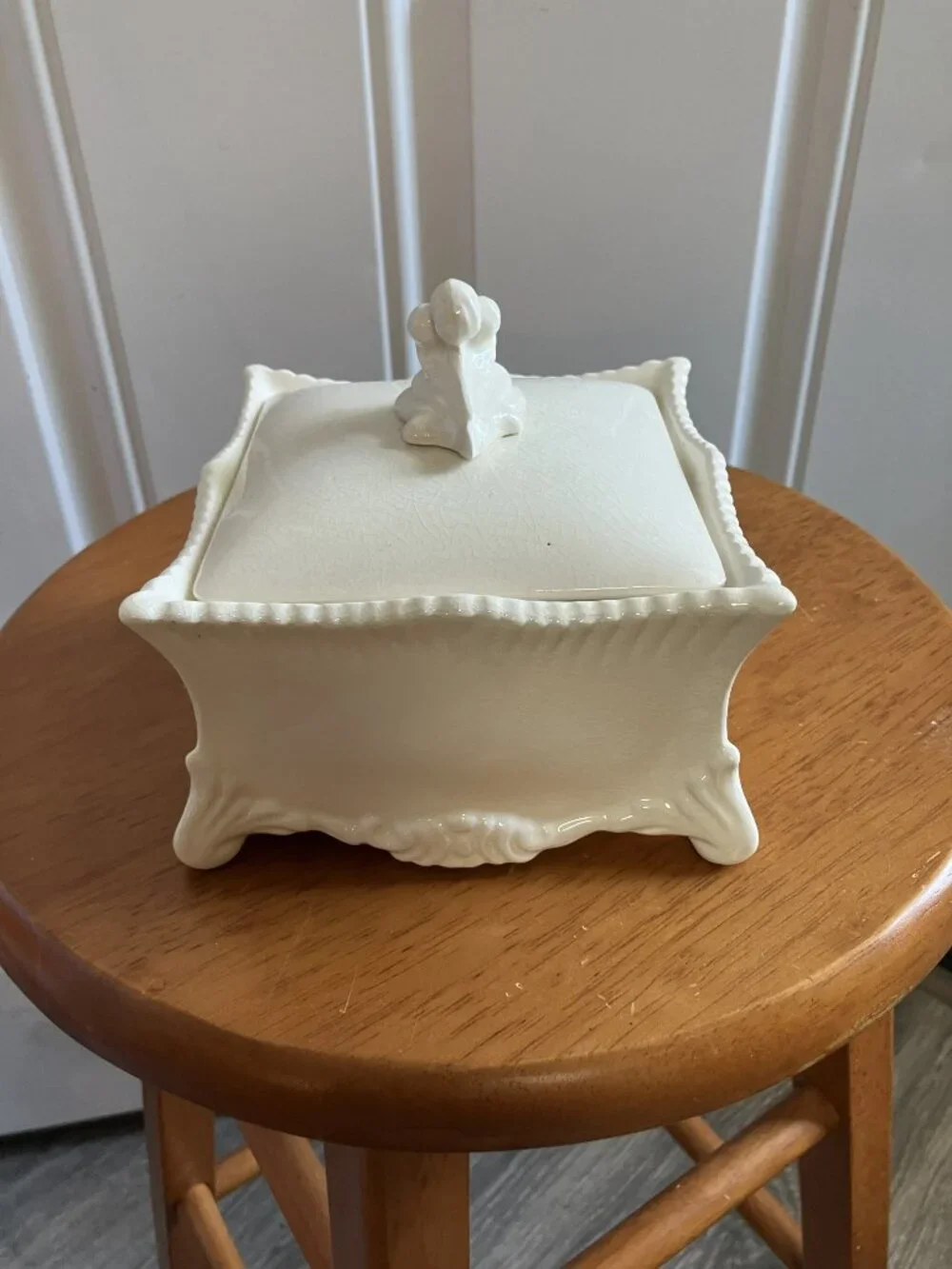 Vintage Ceramic White Trinket Box